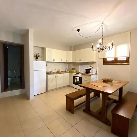 Moutafi Apartment *